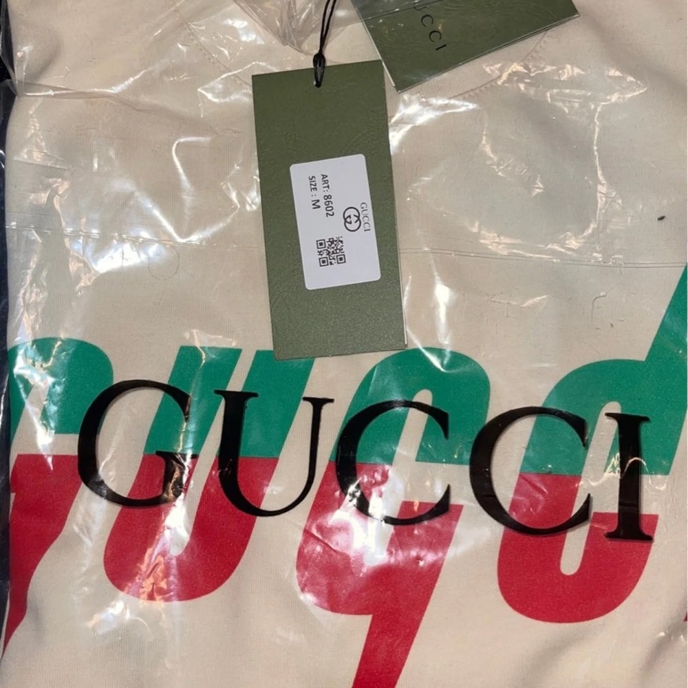 Gucci Men's White Gucci  Blade T-shirt (Size Medium)